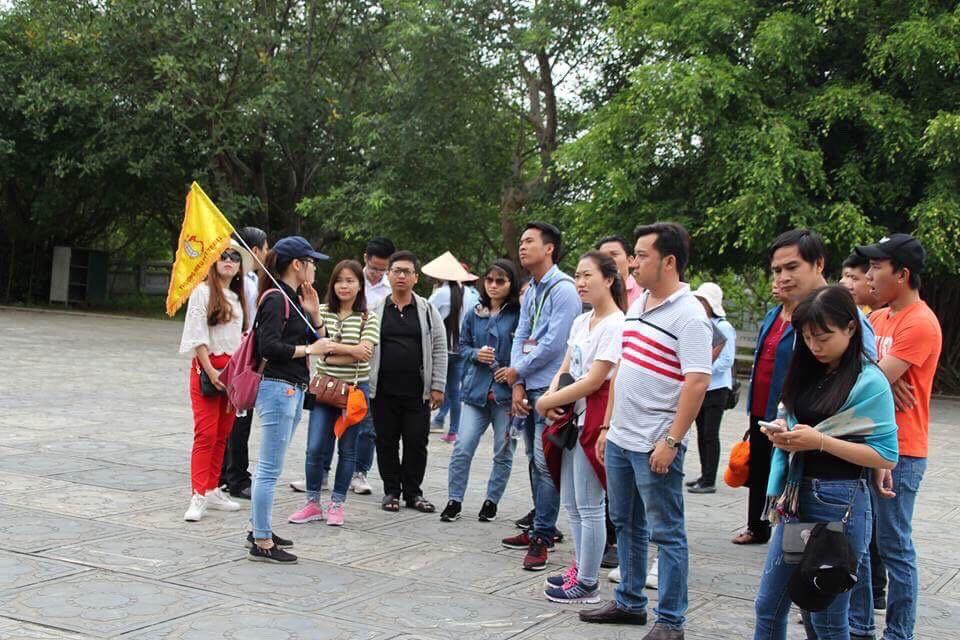 บริการเช่าไกด์นำเที่ยวมืออาชีพ